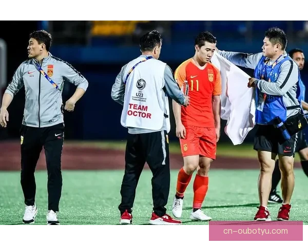 伊万:中国足球正走在正确道路上需加大青训投入 伊万:中国足球正走在正确道路上需加大青训投入